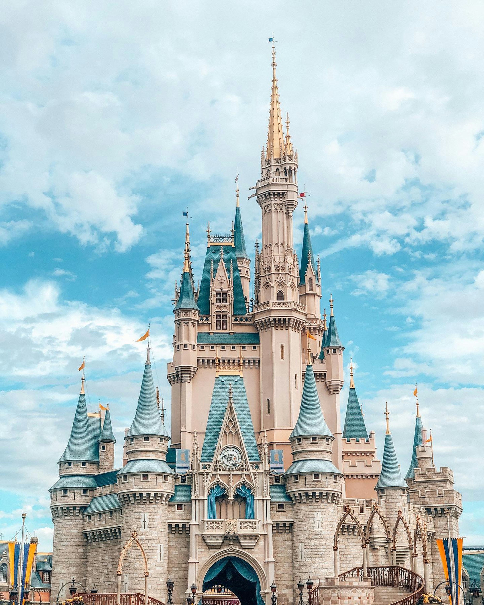 Cinderella's Castle - Magic Kingdom